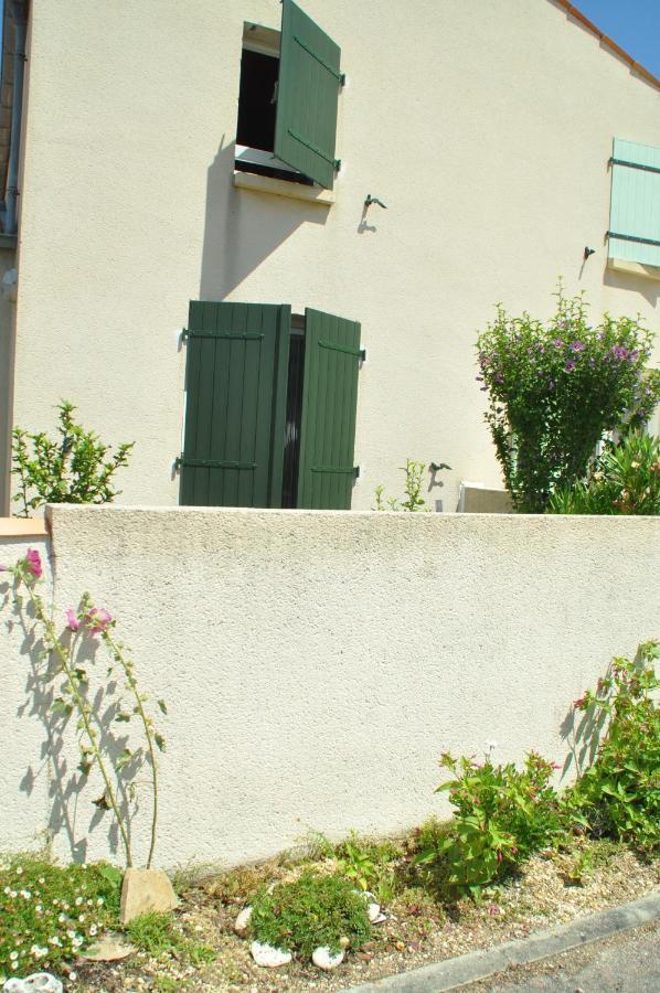 فيلا Pavillon Des Loritz Grand-Village-Plage المظهر الخارجي الصورة
